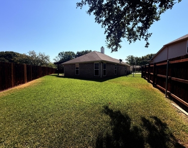 2749 Crystal Glenn Circle - Photo Thumbnail 27