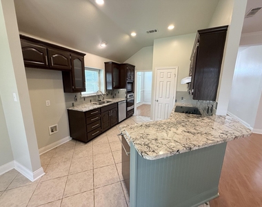 2749 Crystal Glenn Circle - Photo Thumbnail 11