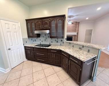 2749 Crystal Glenn Circle - Photo Thumbnail 12