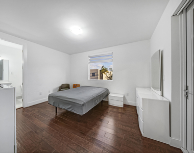 10081 Nw 75th Terrace - Photo Thumbnail 27