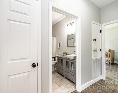 29 Central Avenue - Photo Thumbnail 14