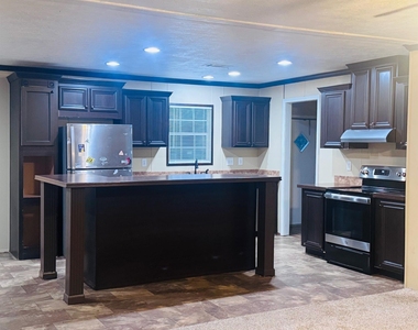 212 Cedar Court - Photo Thumbnail 2