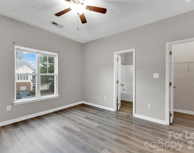 6349 Mallard View Lane - Photo Thumbnail 10
