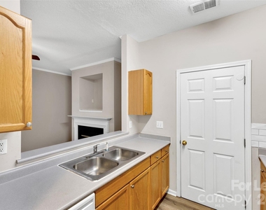 6349 Mallard View Lane - Photo Thumbnail 2