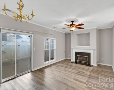 6349 Mallard View Lane - Photo Thumbnail 8