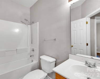 6349 Mallard View Lane - Photo Thumbnail 15