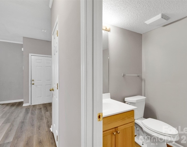 6349 Mallard View Lane - Photo Thumbnail 18