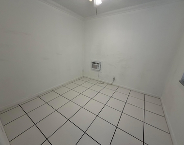 421 Ne 11th Street - Photo Thumbnail 2