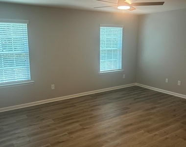 2679 Southern Trace Drive - Photo Thumbnail 14