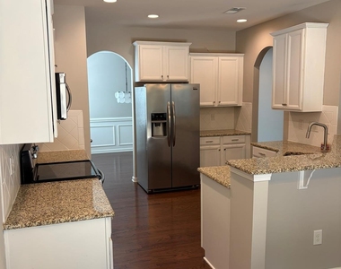2679 Southern Trace Drive - Photo Thumbnail 6