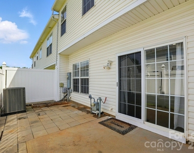 12244 Stratfield Place Circle - Photo Thumbnail 30
