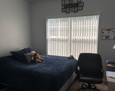 2506 Creekside Drive - Photo Thumbnail 22