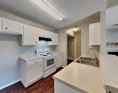 4509 Ebbtide Court - Photo Thumbnail 4
