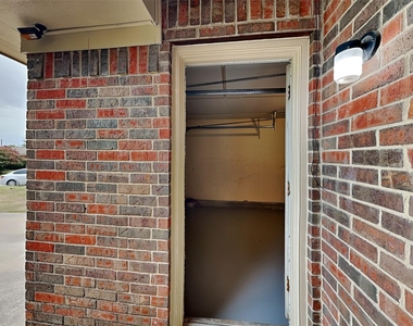 4509 Ebbtide Court - Photo Thumbnail 3
