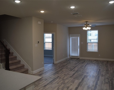 6416 Hermosa Drive - Photo Thumbnail 2