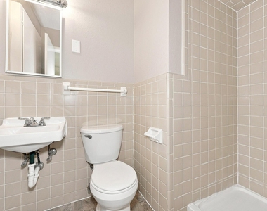313 Mccurdy Street - Photo Thumbnail 9