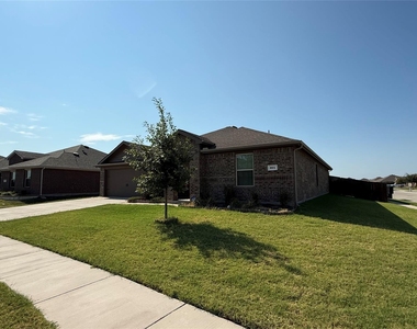 304 Duke Court - Photo Thumbnail 1