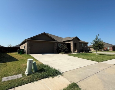 304 Duke Court - Photo Thumbnail 2