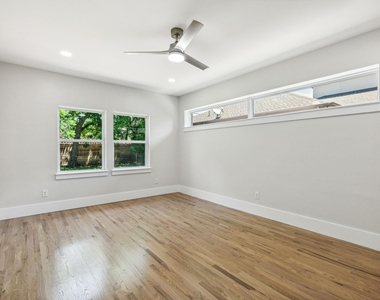 5917 Waggoner Drive - Photo Thumbnail 17