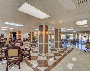 307 Lake Evelyn Drive - Photo Thumbnail 49