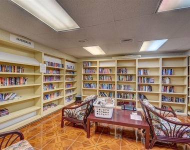 307 Lake Evelyn Drive - Photo Thumbnail 52
