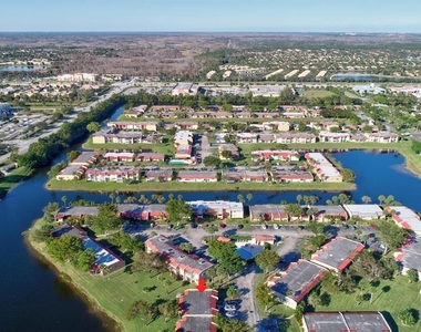 307 Lake Evelyn Drive - Photo Thumbnail 57