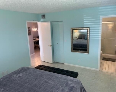 307 Lake Evelyn Drive - Photo Thumbnail 18