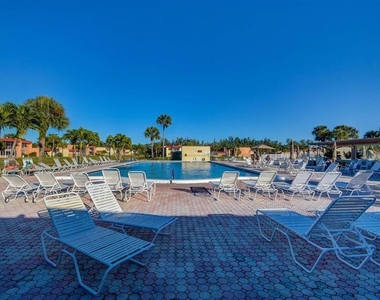 307 Lake Evelyn Drive - Photo Thumbnail 45