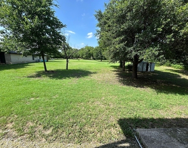 715 Eastham Lane - Photo Thumbnail 19