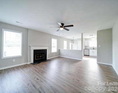 3702 Cardinal Bluff Lane - Photo Thumbnail 11