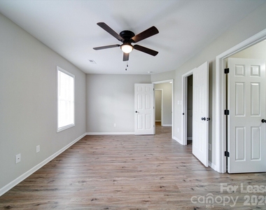 3702 Cardinal Bluff Lane - Photo Thumbnail 22