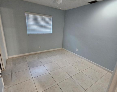 9431 Nw 24th Place - Photo Thumbnail 9