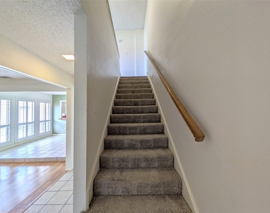 3302 Townbluff Place - Photo Thumbnail 10