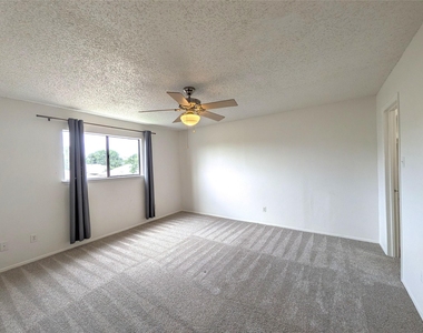 3302 Townbluff Place - Photo Thumbnail 11