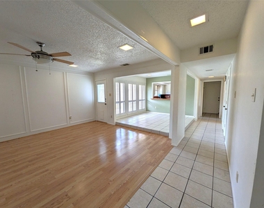 3302 Townbluff Place - Photo Thumbnail 3