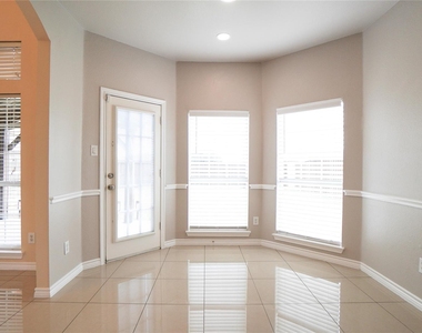 1306 Havenrock Drive - Photo Thumbnail 16