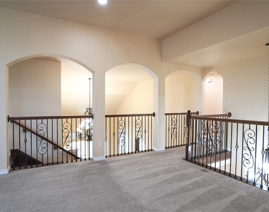1306 Havenrock Drive - Photo Thumbnail 23