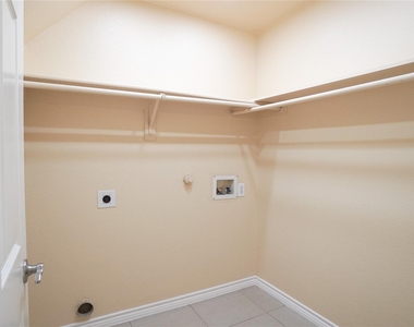 1306 Havenrock Drive - Photo Thumbnail 33