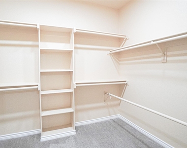 1306 Havenrock Drive - Photo Thumbnail 20