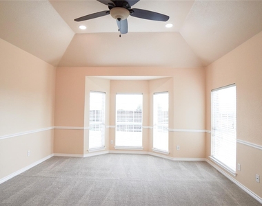 1306 Havenrock Drive - Photo Thumbnail 17