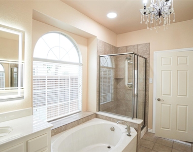 1306 Havenrock Drive - Photo Thumbnail 19