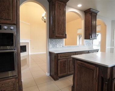 1306 Havenrock Drive - Photo Thumbnail 12
