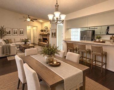 333 Melrose Drive - Photo Thumbnail 3