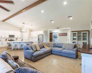 138 County Road 127 - Photo Thumbnail 7