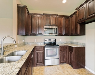 4009 Kensington Drive - Photo Thumbnail 11