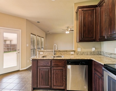 4009 Kensington Drive - Photo Thumbnail 12