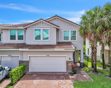 4340 Veleiros Avenue - Photo Thumbnail 2