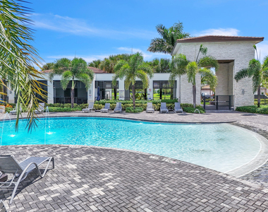 4340 Veleiros Avenue - Photo Thumbnail 6