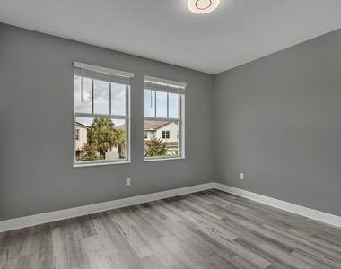 4340 Veleiros Avenue - Photo Thumbnail 38