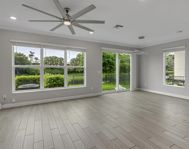 4340 Veleiros Avenue - Photo Thumbnail 18